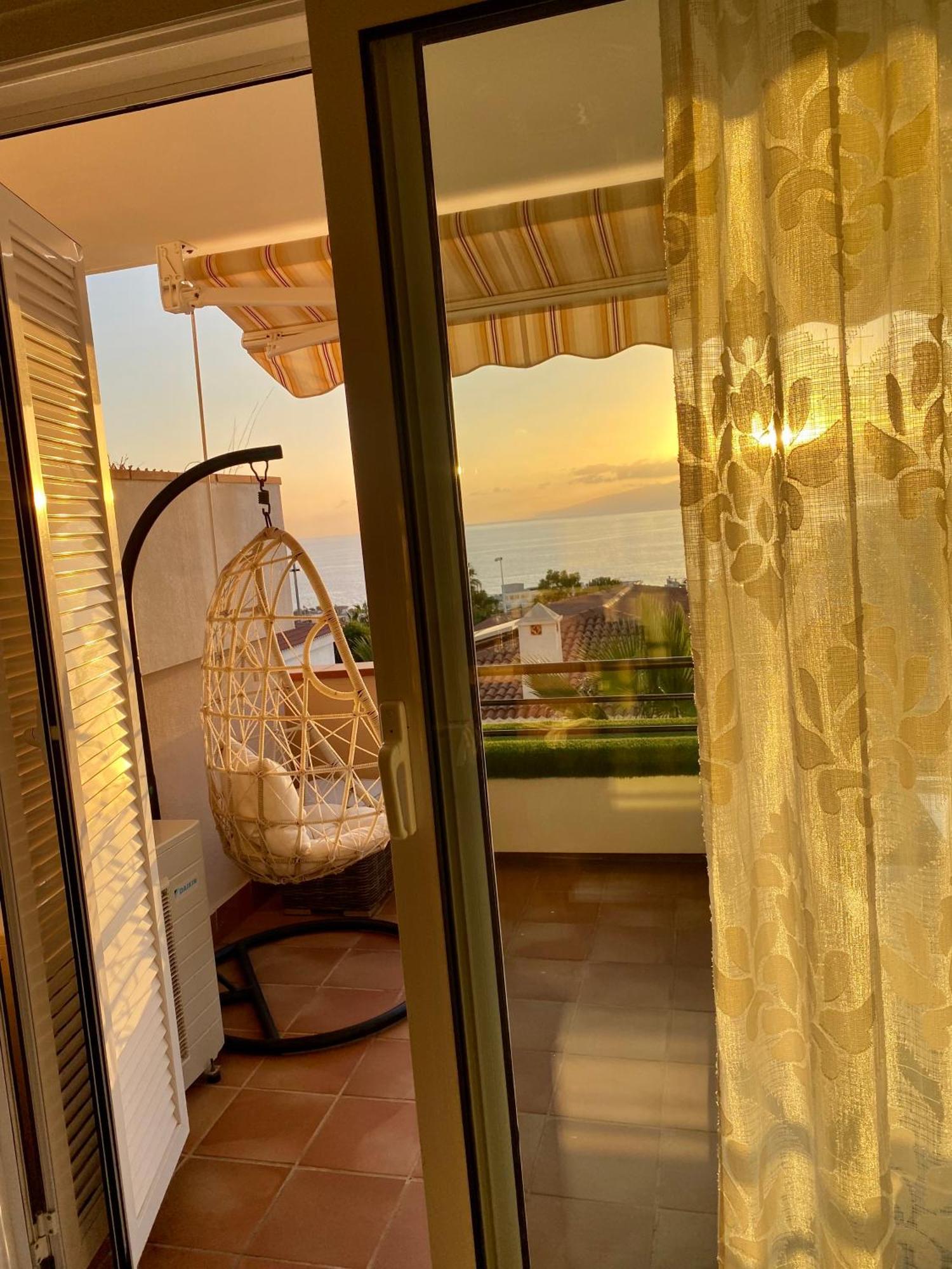 Apartment With Spectacular View In Puerto Santiago 圣地亚哥港 外观 照片